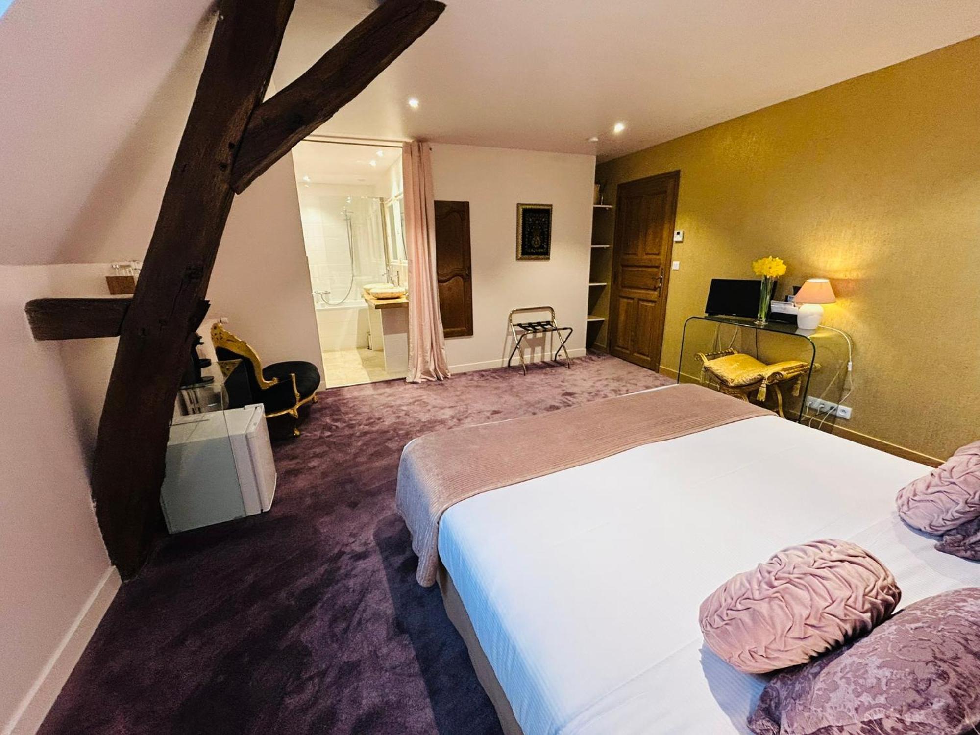 Bed and Breakfast Domaine Pont Juillet Fontaines  Екстер'єр фото